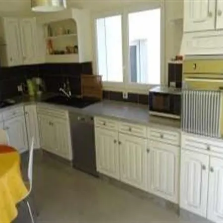 Сasa de vacaciones House Maison De Ville St Pair Sur Mer 2 *