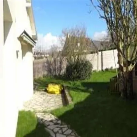 Сasa de vacaciones House Maison De Ville St Pair Sur Mer 2 Jullouville
